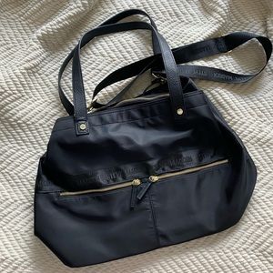 BLACK STEVE MADDEN WEEKENDER BAG